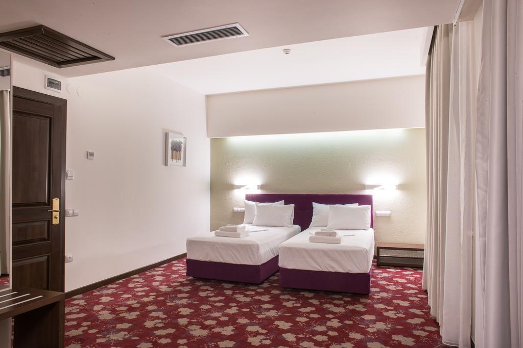 Hotel Relax Craiova Kültér fotó